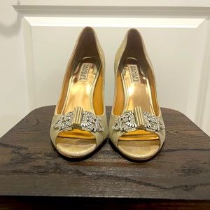 BADGLEY MISCHKA DAVIDA II PEEP-TOE PUMP, SZ 8 (No Box)
